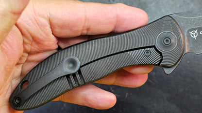 WEKNIFE Synergy 2v2 (INTEGRAL) Tiger Stripe/Black Titanium Handle 20CV