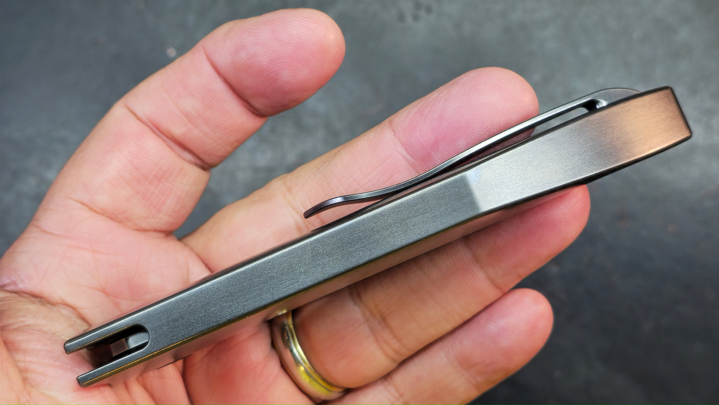 WEKNIFE Attor (INTEGRAL) Polished Gray Titanium Polished Gray CPM 20CV
