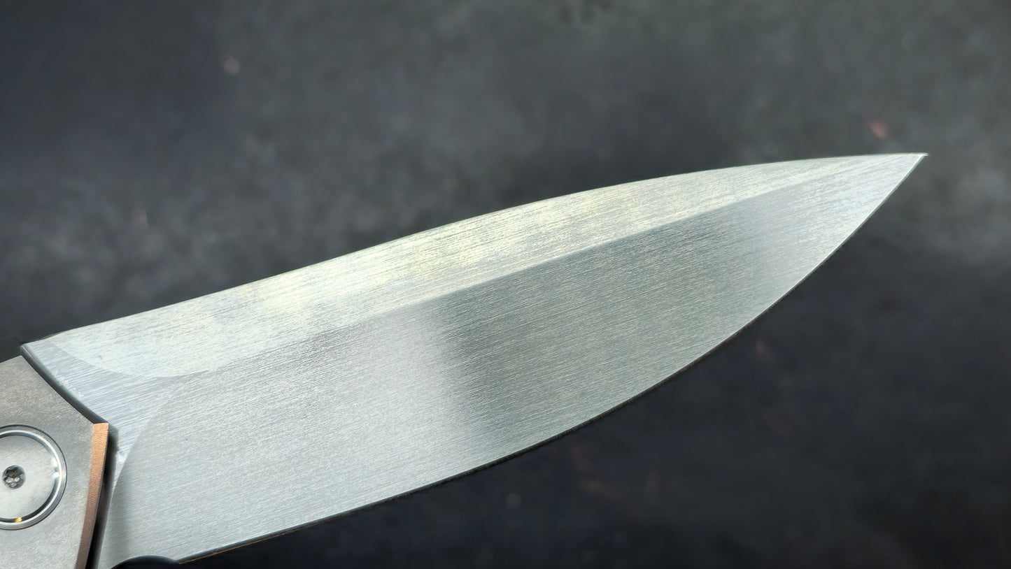 WEKNIFE Acuminal Polished Beadblast Titanium Hand Rubbed Vanax (DISCOUNT IN CART)