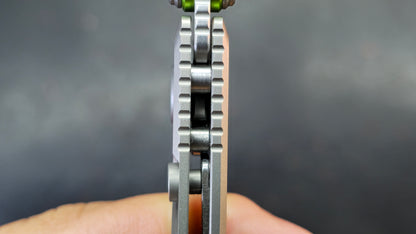 Vosteed Porcupine Ti Slim Button Liner Lock Gray Titanium 154CM