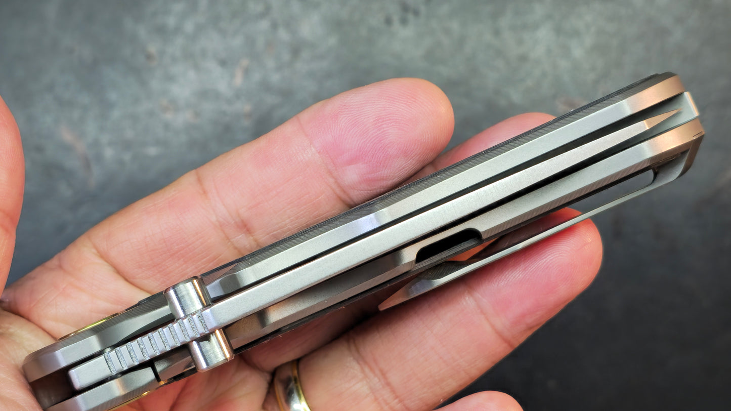 TWOSUN TS585 Titanium / Carbon Fiber Handle YJ01-V1