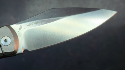 Artisan Cutlery Weyden Gold Flake Carbon Fiber/Titanium S90V