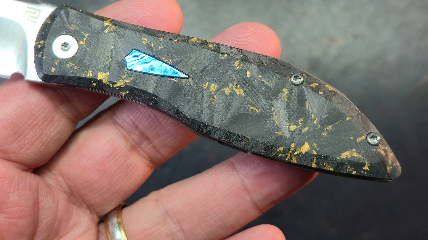 Artisan Cutlery Weyden Gold Flake Carbon Fiber/Titanium S90V