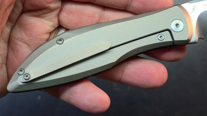 Artisan Cutlery Weyden Gold Flake Carbon Fiber/Titanium S90V