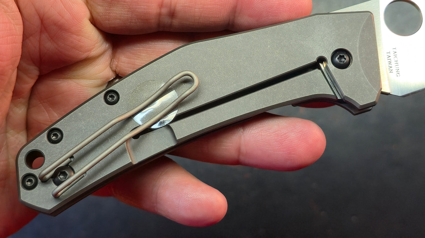 Spyderco SpydieChef Titanium Handle LC200N Blade