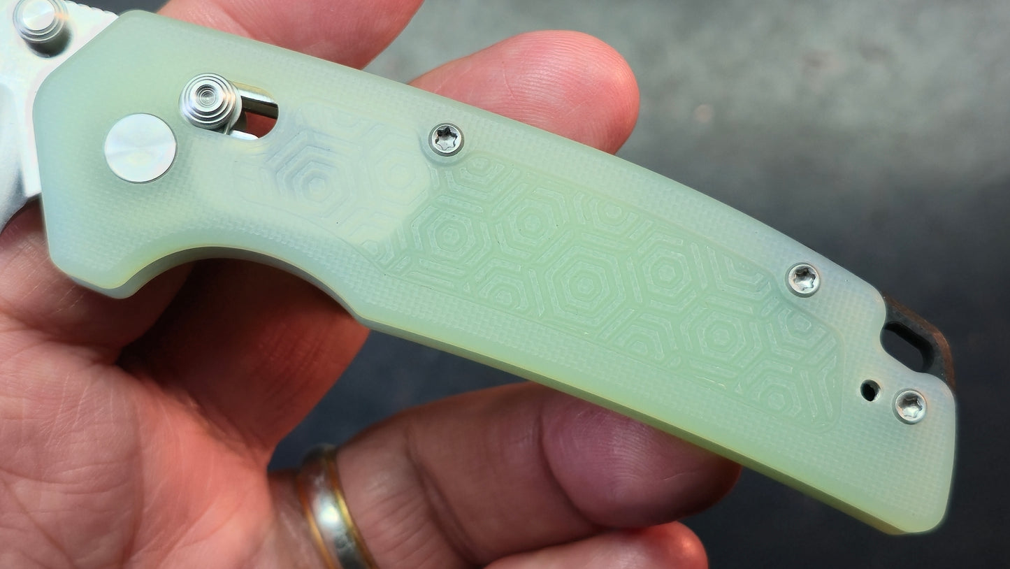 Kubey Geri Jade G10 Handle 14C28N