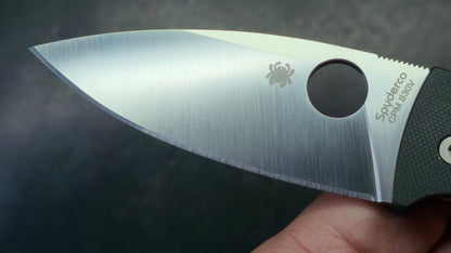 Spyderco Bodacious Black G10 Handle S30V Steel
