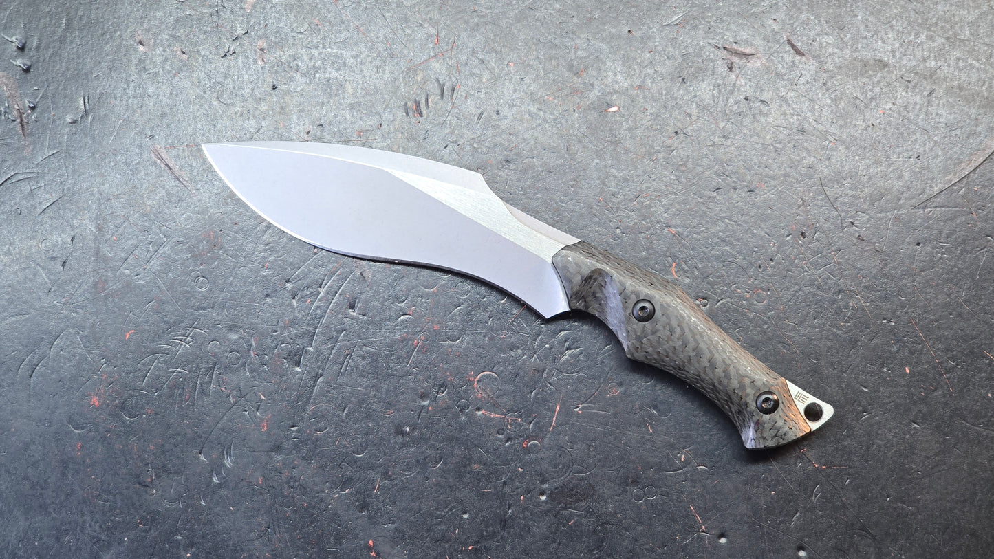 We Knife Vaquita neck knife 807A Carbon Fiber S35VN Full tang blade