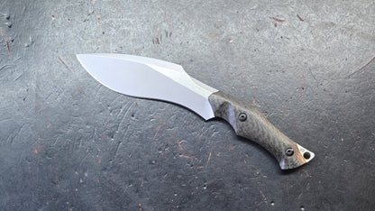 We Knife Vaquita neck knife 807A Carbon Fiber S35VN Full tang blade