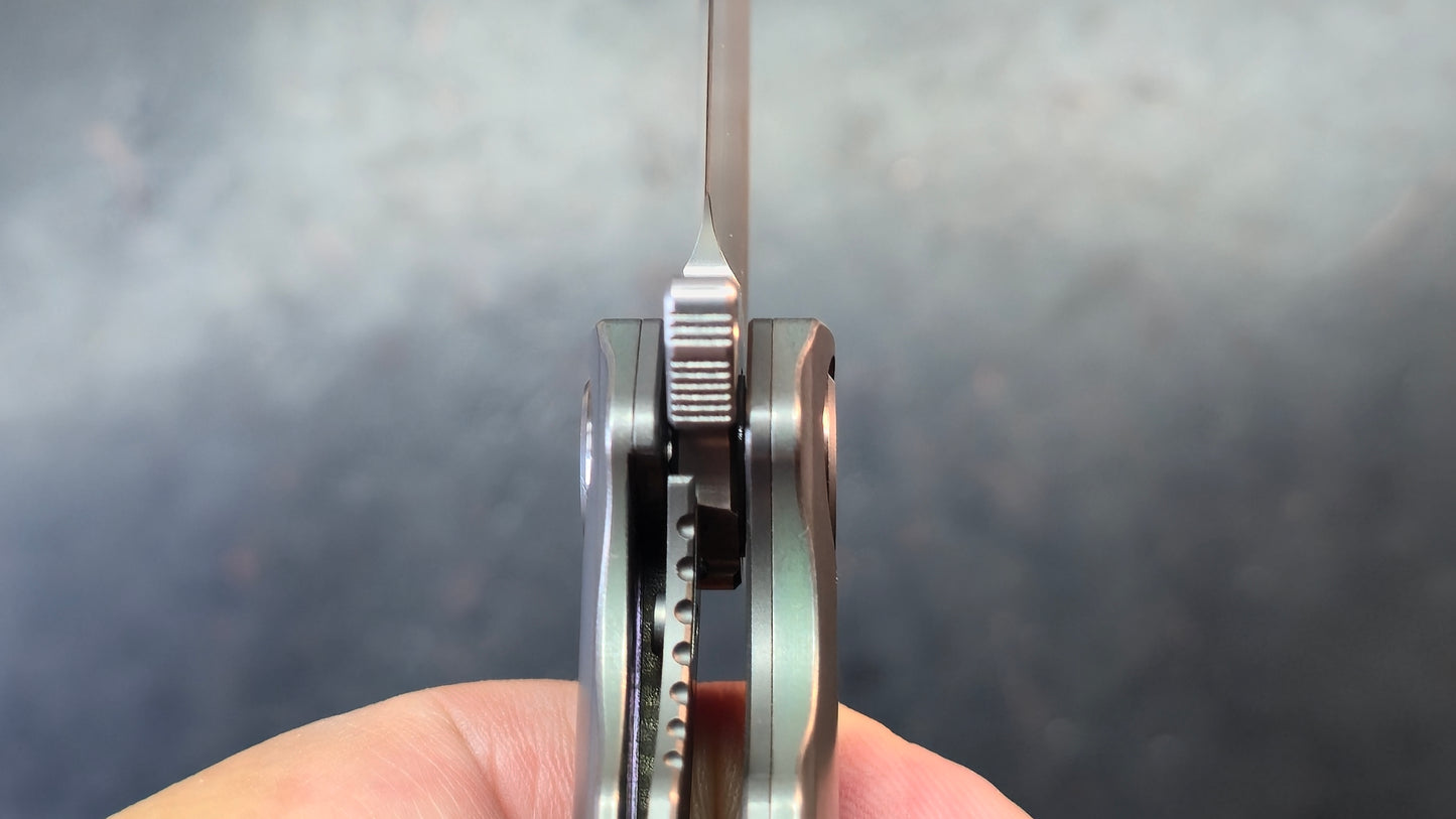 Maxace Mamba Liner Lock Red G10 / Titanium 3.5" Bead Blast SLD Magic