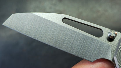 KB Venom Botton Liner Lock Gray / Flame Ano Titanium Handle S90V Blade