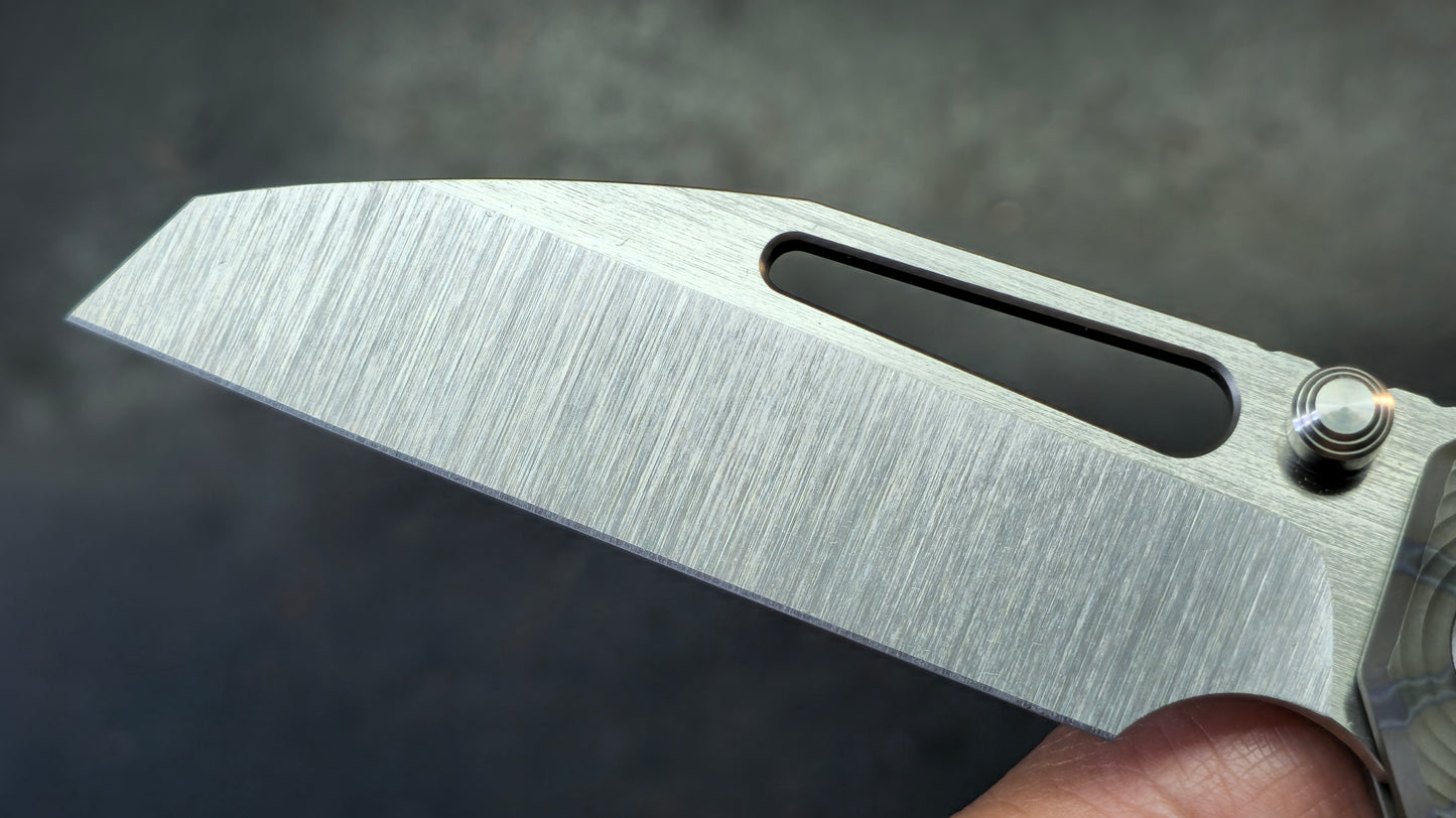 KB Venom Botton Liner Lock Gray / Flame Ano Titanium Handle S90V Blade