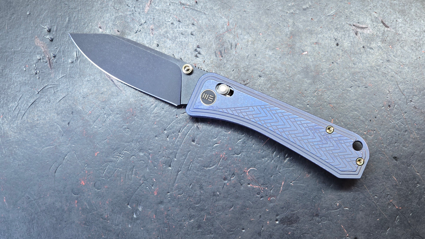 WE Bougie Banter Art Deco Blue Titanium Handle S45VN Black Blade