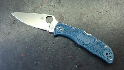 Spyderco Endela Blue FRN Handle K390