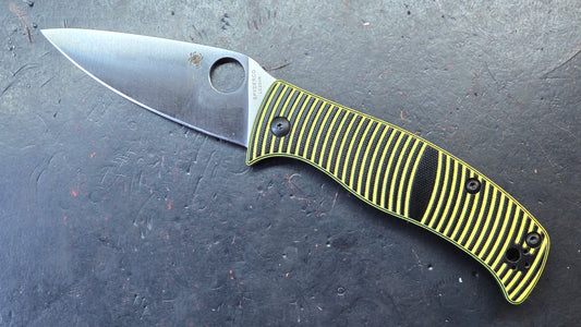 Spyderco Caribbean G-10 Handle LC200N Blade