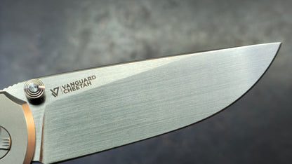 Vanguard Cheetah Frame Lock Knife Ti / Carbon Fiber Handle M390 Blade
