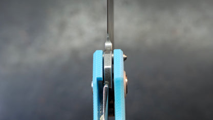CJRB Nova Baby Blue G10 Handle AR-RPM9 Blade