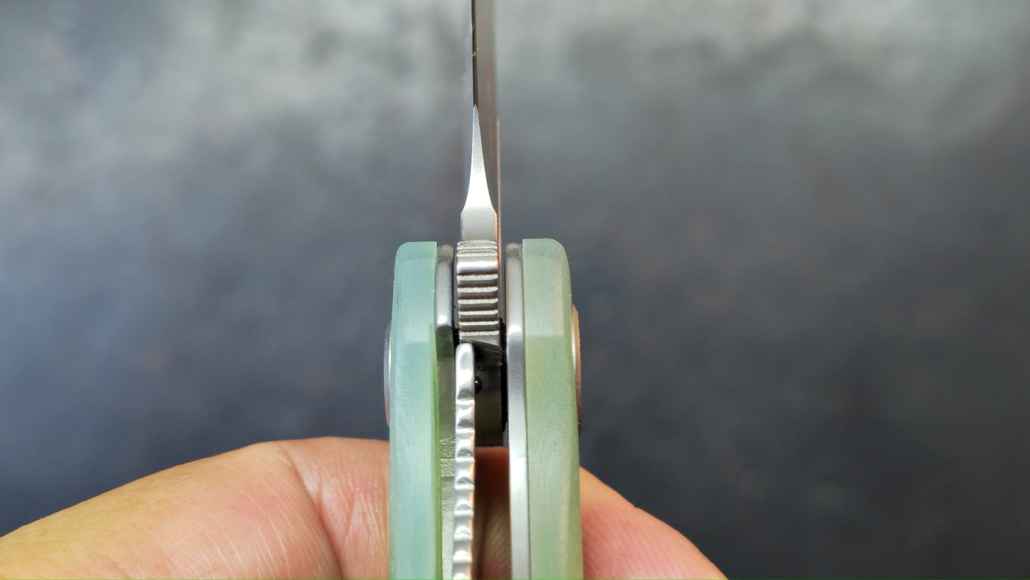 Kubey Drake Linerlock Jade G-10 Aus-10