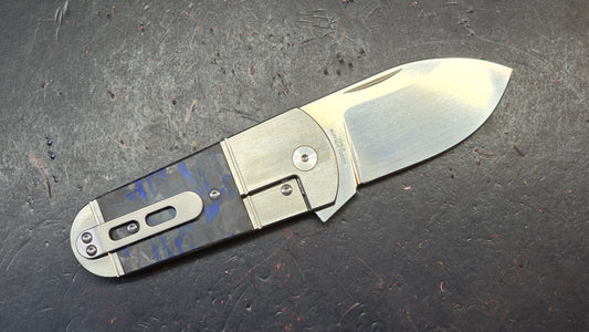 FINCH Buffalo Tooth Carbon Fiber 154CM