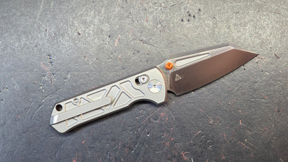 Trivisa Skarn-W Crossbar Lock Titanium Handle Satin M390 Modified Tanto Blade