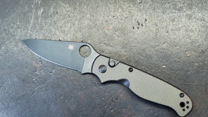 Spyderco ButtonUp Black Carbon Fiber/G10 Laminate Handle 8Cr13MoV Blade
