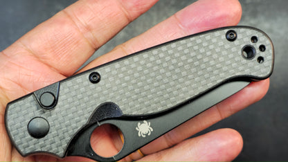 Spyderco ButtonUp Black Carbon Fiber/G10 Laminate Handle 8Cr13MoV Blade