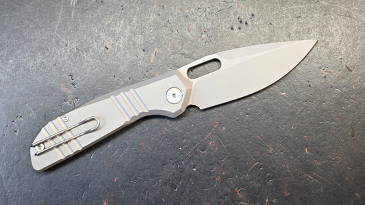 Trivisa Knives Gecko-S Liner Lock Titanium Handle Stonewashed M390 Blade