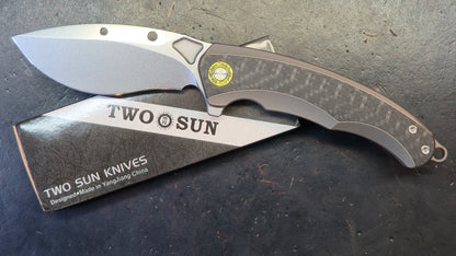 TwoSun TS528 Carbon Fiber / Titanium Handle 14C28N Blade
