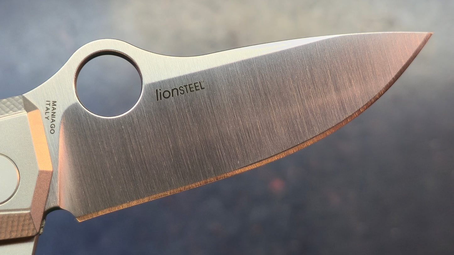 Spyderco SpyMyto Micarta/Titanium 3.3" Satin M398 Blade