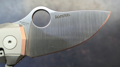 Spyderco SpyNano Micarta/Titanium 2.6" Satin M398 Blade