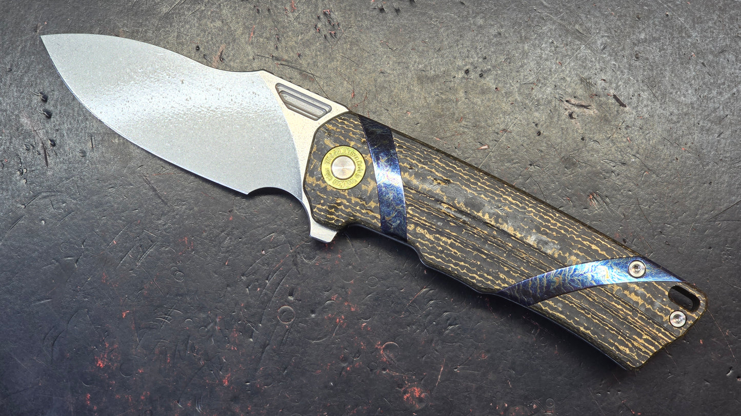 TwoSun TS513 Gold Carbon Fiber / Titanium Handle M390 Blade