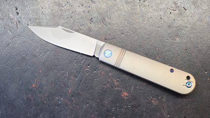 DREAMTECH D4386TG Slip Titanium Handle VG10 Blade