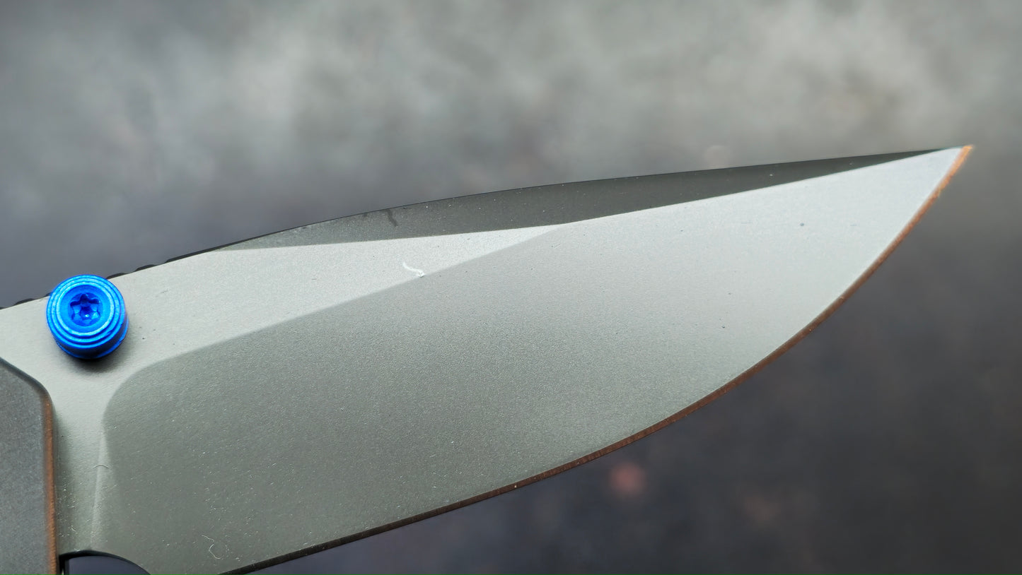 Kizer Militaw 315 Button Liner Lock Aluminum Nebula FatCarbon Handle DLC M390 Blade