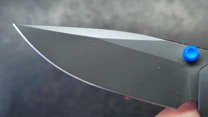 Kizer Militaw 315 Button Liner Lock Aluminum Nebula FatCarbon Handle DLC M390 Blade
