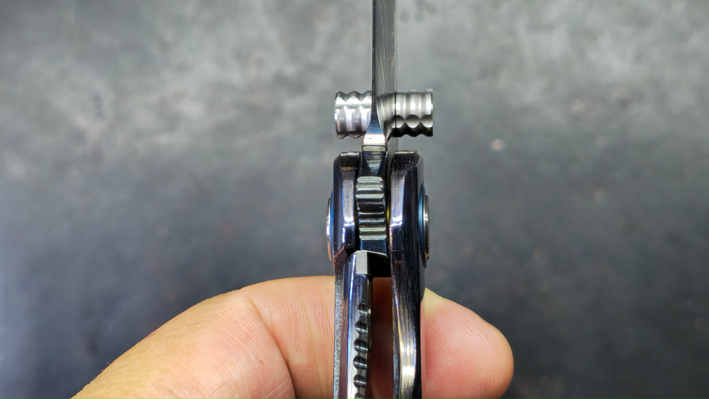 SixLeaf SL-106-Zircuti Zirconium Damascus Handle Damascus Blade
