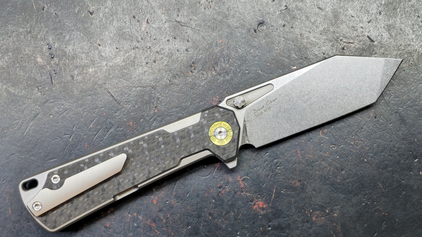 TwoSun TS524 Titanium/Carbon Fiber Handle K110 Blade