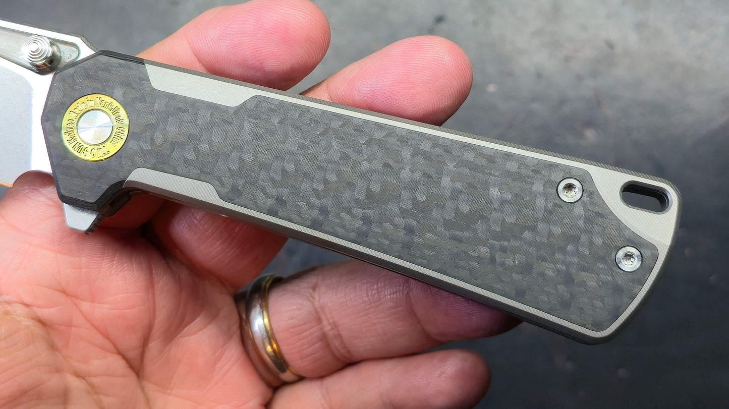 TwoSun TS524 Titanium/Carbon Fiber Handle K110 Blade