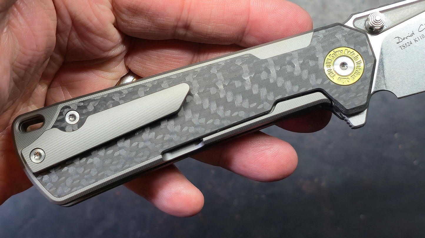 TwoSun TS524 Titanium/Carbon Fiber Handle K110 Blade