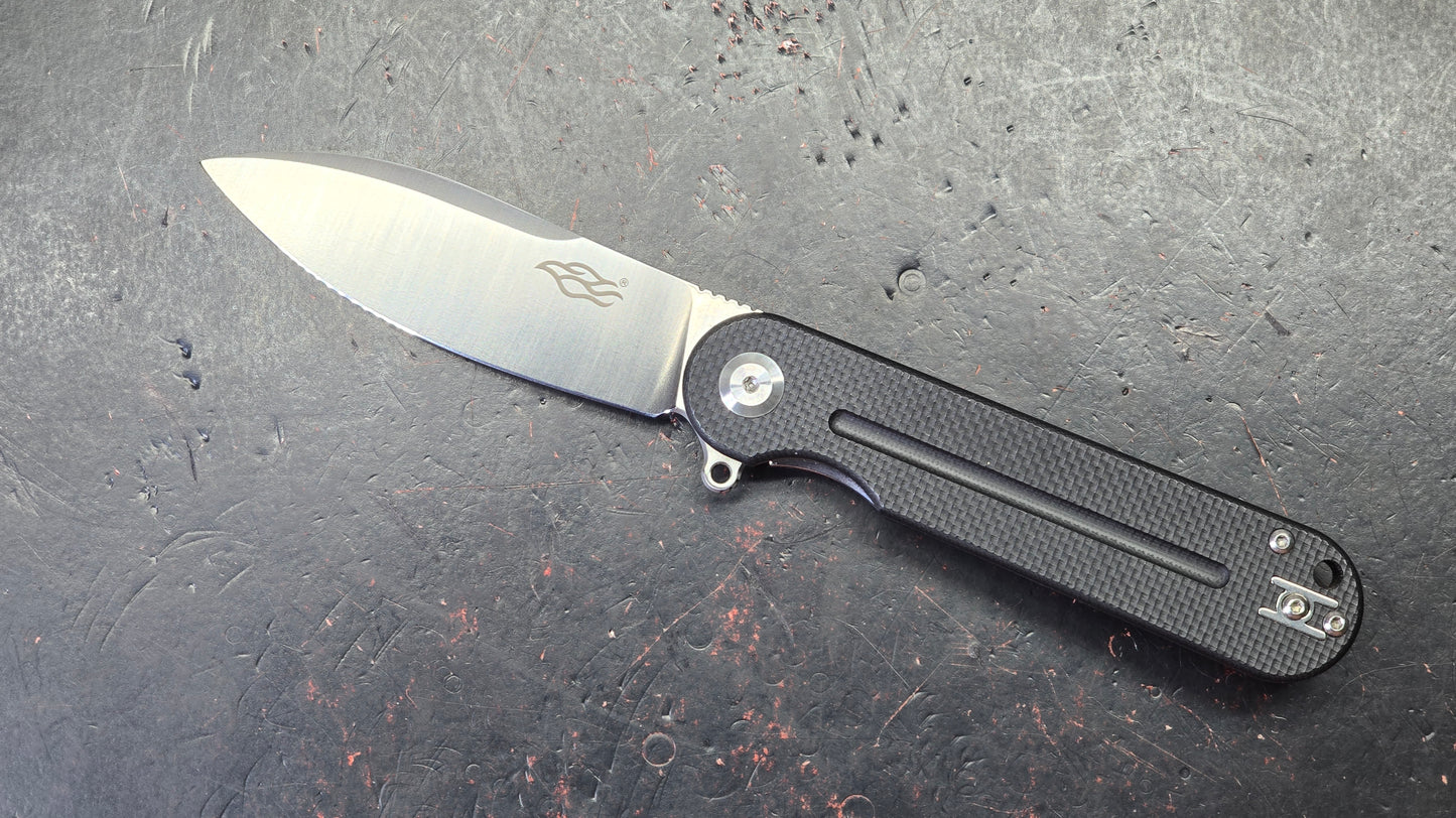 GANZO Firebird FH922 G10 Handle D2 Blade