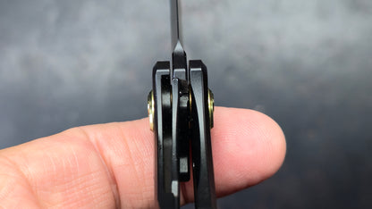 Kubey Barracuda Black Titanium M390 Blade