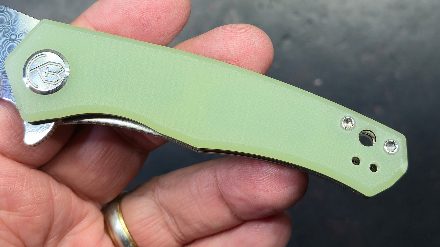Kubey Cadmus Linerlock G-10 Handle Damascus Blade
