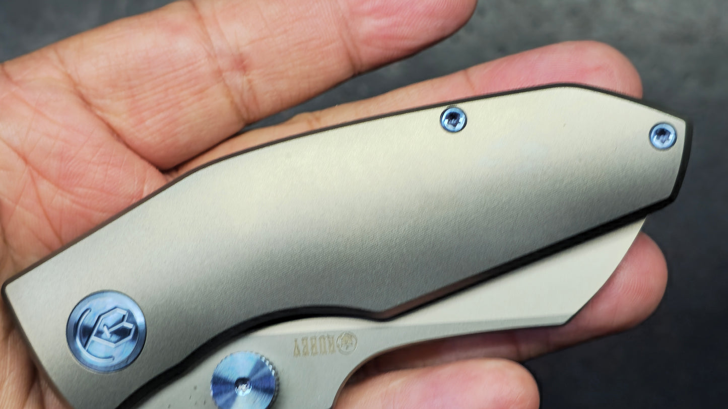 Kubey Monsterdog Titanium Handle M390 Blade