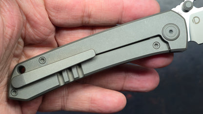 Kubey Blackout Titanium Handle M390 Blade