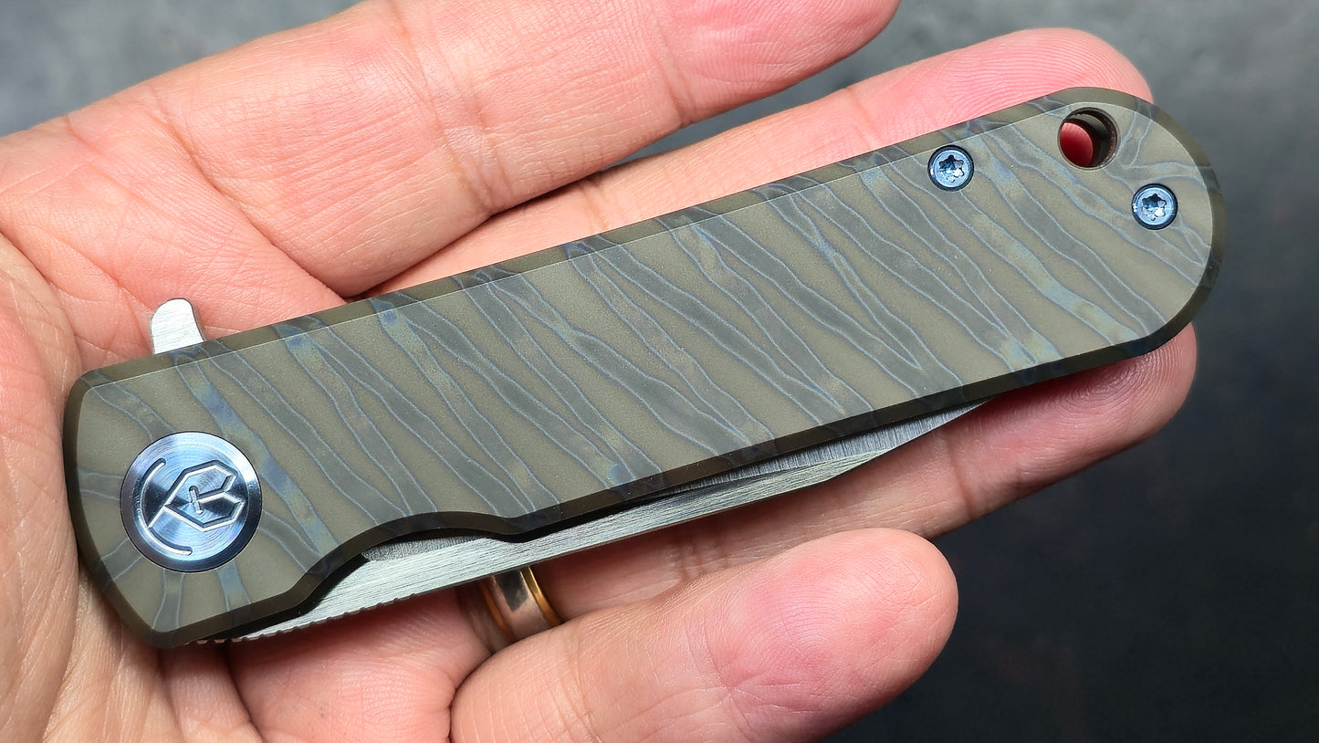 Kubey NEO Flame Titanium Handle S35VN Blade