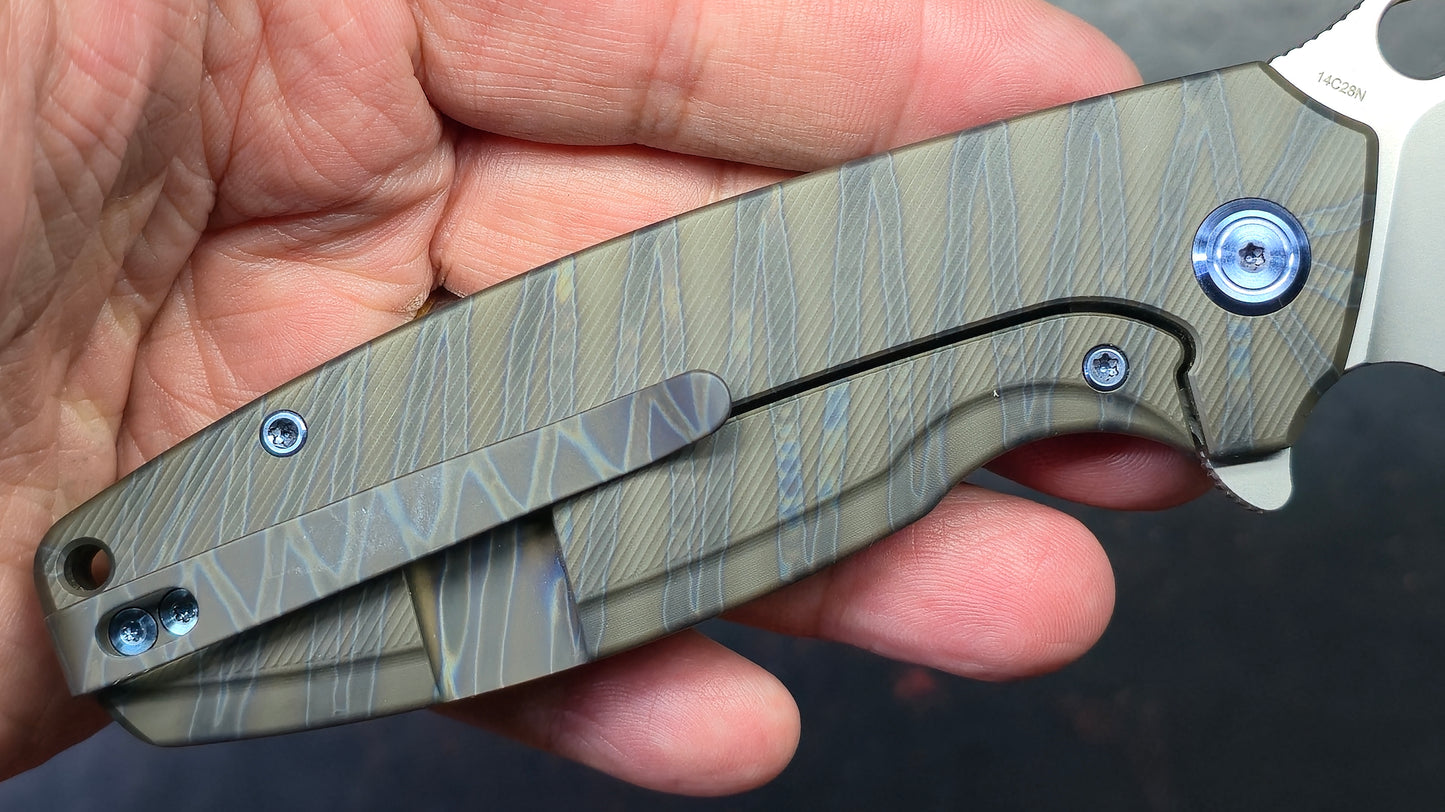 Kubey Tityus Stripe Titanium Handle 14c28n Blade