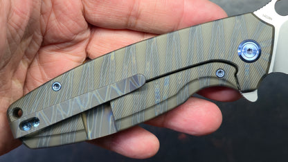 Kubey Tityus Stripe Titanium Handle 14c28n Blade
