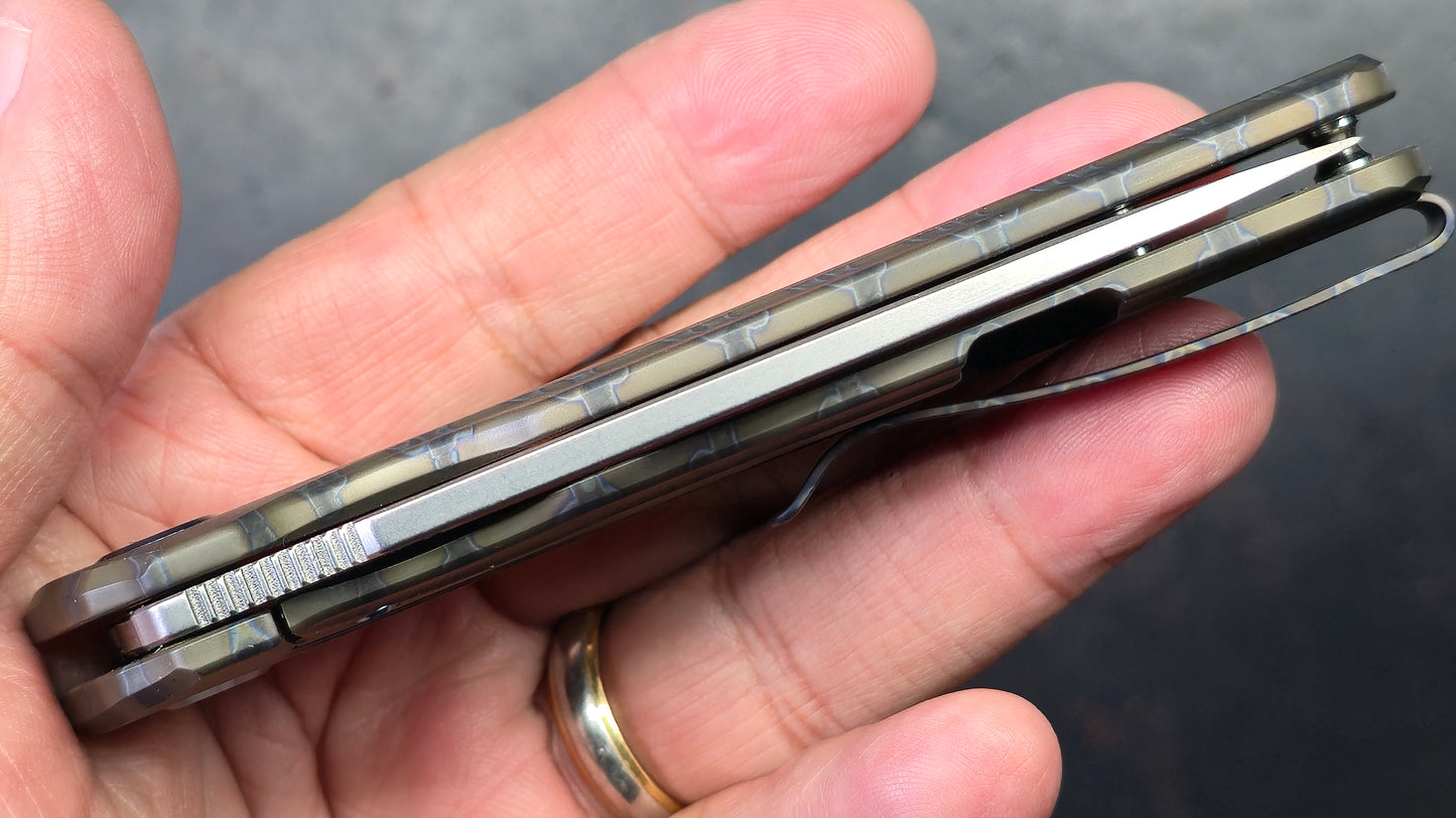Kubey Tityus Stripe Titanium Handle 14c28n Blade