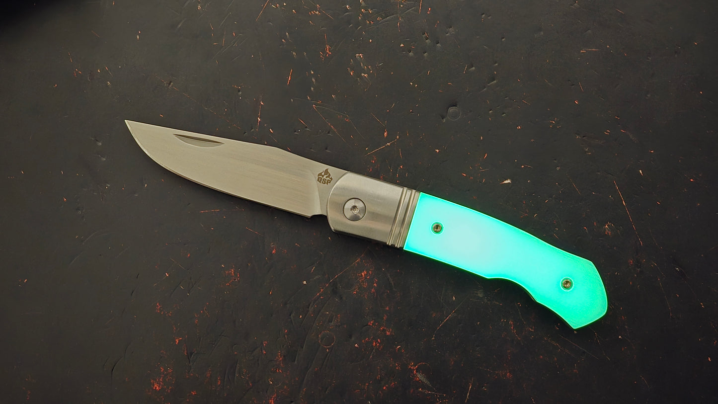 QSP Heron Folding Knife Glow-in-the-Dark G10 Handle Nitro-V