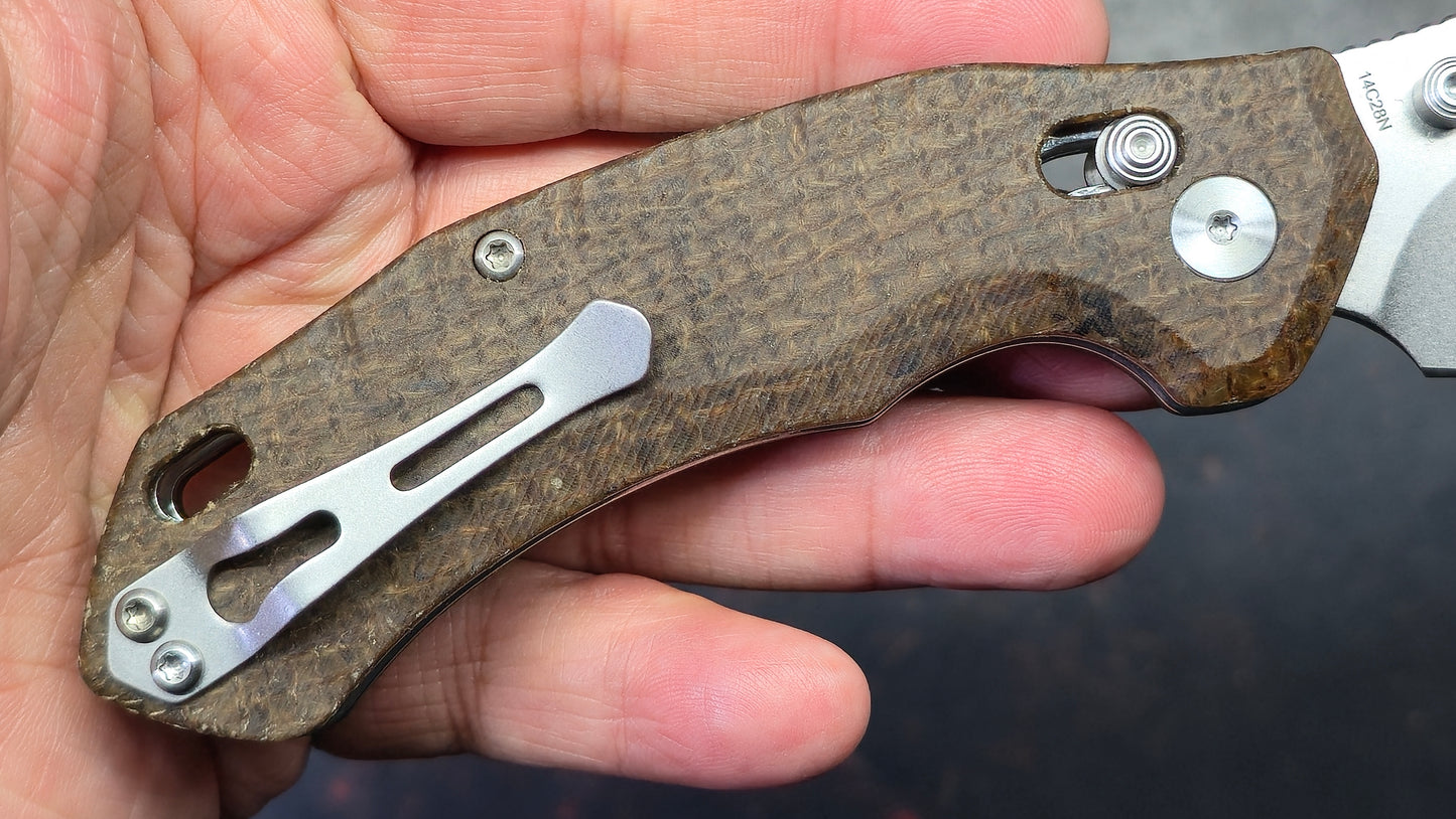 QSP Elk Glow Brown Micarta Handle 14C28N Blade
