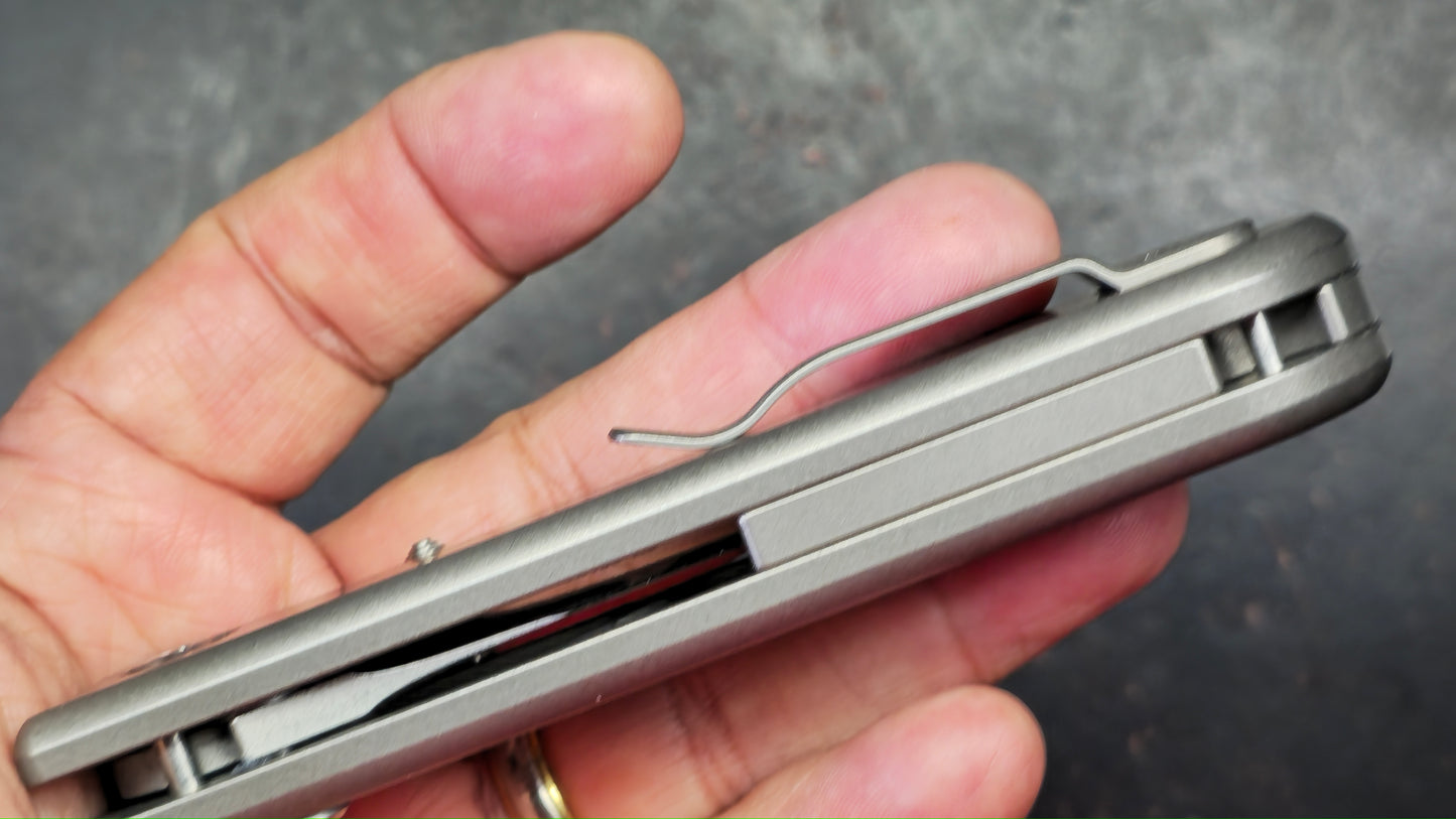 TWOSUN TS152 Button Lock Titanium Handle D2 Blade